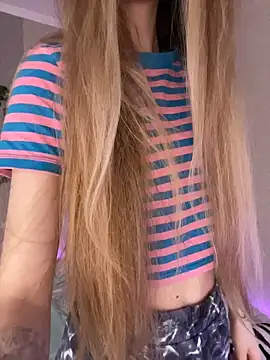 Snapshot of EvelynRavenwood chatting on March 1, 2026, 4:07 pm EvelynRavenwood online show from March 1, 2026, 4:07 pm