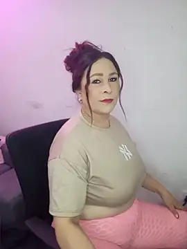PamelaThoms online show from May 23, 2026, 12:20 am