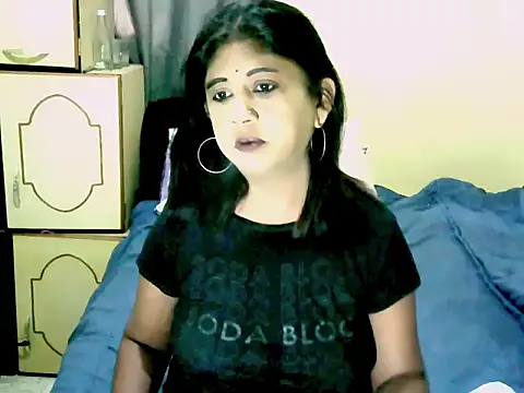 IndianPleasures21 online show from July 20, 2026, 7:27 am