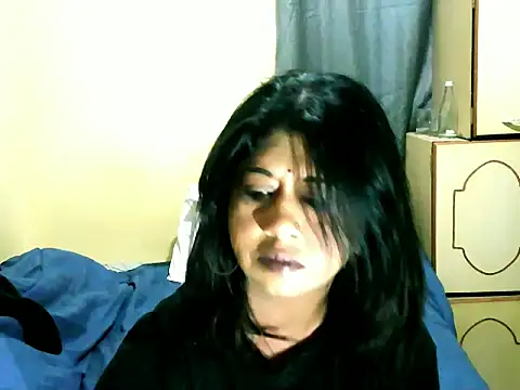 IndianPleasures21 online show from May 4, 2026, 7:11 am