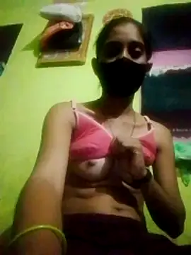 wifedesi7050 online show from April 22, 2026, 6:47 pm
