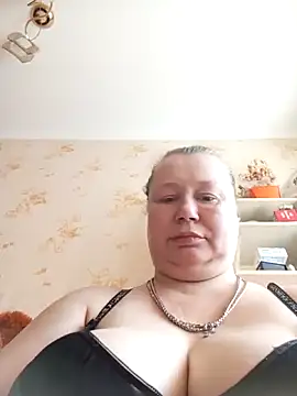 Snapshot of KiraStanton chatting on June 15, 2026, 10:59 am KiraStanton online show from June 15, 2026, 10:59 am