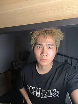 Snapshot of A-Markk chatting on March 1, 2026, 2:28 pm A-Markk online show from March 1, 2026, 2:28 pm