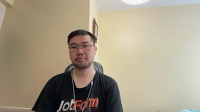 jasonryu2025 online show from June 3, 2026, 8:26 am