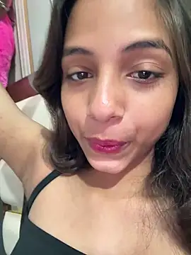 Snapshot of its_anuuu chatting on February 24, 2026, 8:37 am its anuuu online show from February 24, 2026, 8:37 am