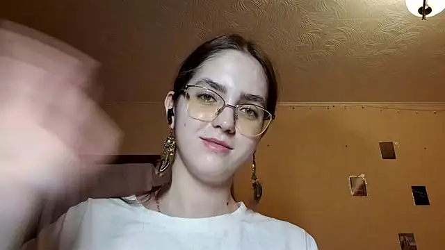 Katelemon online show from March 29, 2026, 2:52 pm