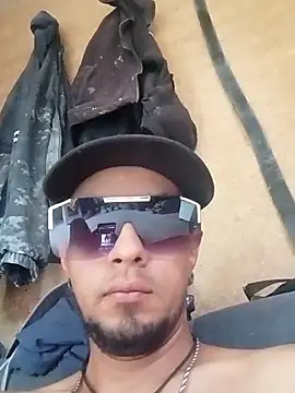 Snapshot of kaloumario chatting on March 10, 2026, 6:34 pm kaloumario online show from March 10, 2026, 6:34 pm