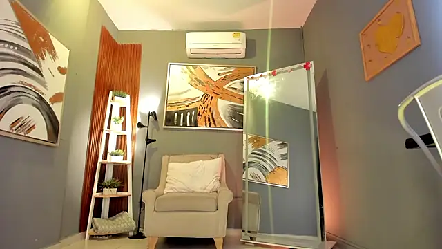 cailing  online show from March 6, 2026, 10:54 am