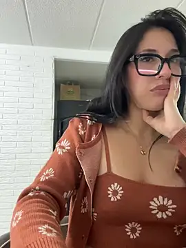 susi chimm online show from March 16, 2026, 1:35 am