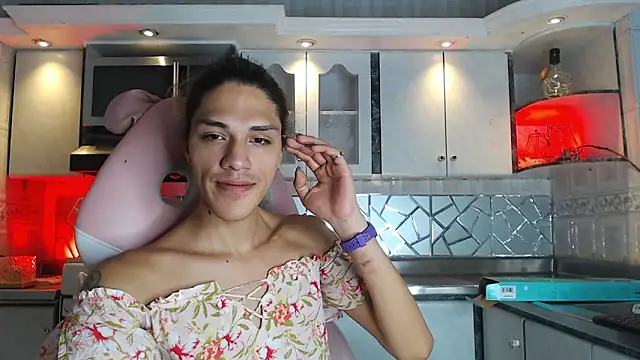 CrisOzzz online show from March 26, 2026, 7:56 pm