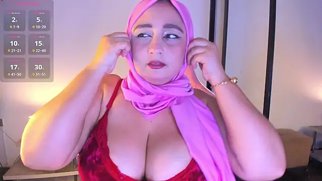 Snapshot of HijabiMilff chatting on May 19, 2026, 2:13 pm HijabiMilff online show from May 19, 2026, 2:13 pm