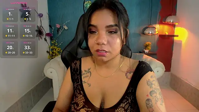 Snapshot of Elizabeth_Suan_ chatting on March 14, 2026, 11:49 am Elizabeth Suan online show from March 14, 2026, 11:49 am