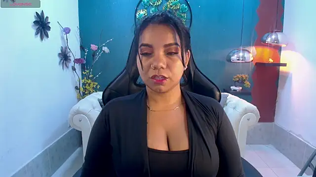 Snapshot of Elizabeth_Suan_ chatting on March 16, 2026, 11:36 am Elizabeth Suan online show from March 16, 2026, 11:36 am