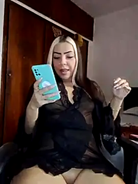 Snapshot of Valentina_nior chatting on February 26, 2026, 6:41 pm Valentina nior online show from February 26, 2026, 6:41 pm