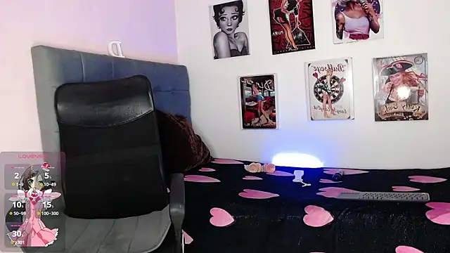 Lana C online show from April 16, 2026, 10:45 pm