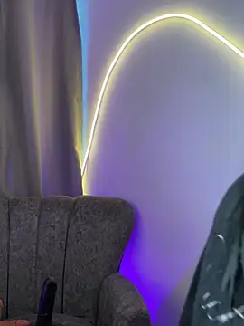 Dasha Be online show from March 3, 2026, 9:33 pm