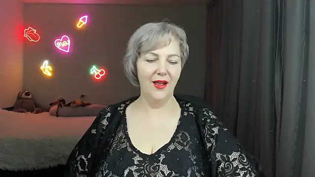 Mary-Leee online show from April 16, 2026, 6:03 am