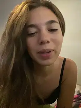 Milagrossuwu online show from February 21, 2026, 2:19 pm