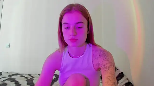 Stacey Brow online show from May 6, 2026, 3:32 am