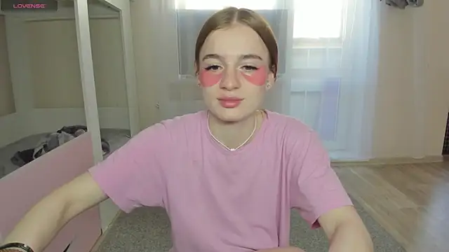 Stacey Brow online show from April 3, 2026, 3:02 am