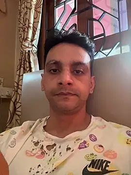 online4u08 online show from April 13, 2026, 11:03 am