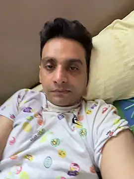 online4u08 online show from March 8, 2026, 3:04 pm