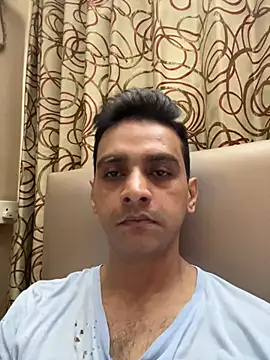 Snapshot of online4u08 chatting on July 15, 2026, 5:20 pm online4u08 online show from July 15, 2026, 5:20 pm