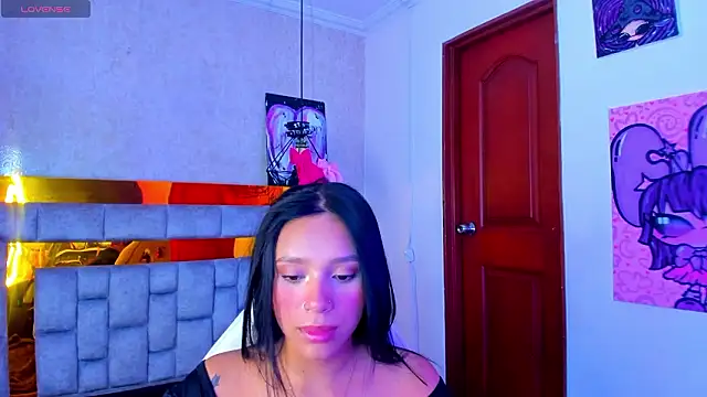 miiaboss  online show from March 4, 2026, 12:02 pm