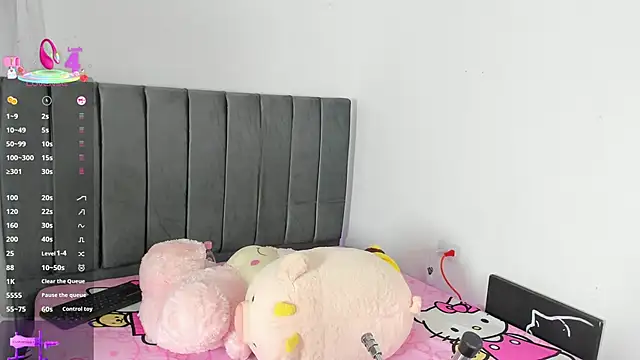 Snapshot of Scarleth_st chatting on February 25, 2026, 3:29 am Scarleth st online show from February 25, 2026, 3:29 am