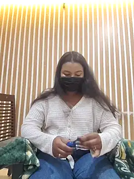 Snapshot of Cutie_bae011 chatting on February 24, 2026, 4:52 pm Cutie bae011 online show from February 24, 2026, 4:52 pm