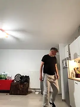 eruzam59000 online show from April 6, 2026, 7:20 am