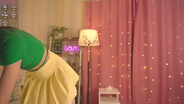 starfromsky online show from April 12, 2026, 12:52 pm