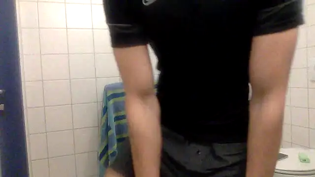 Snapshot of germankink18 chatting on March 4, 2026, 2:36 pm germankink18 online show from March 4, 2026, 2:36 pm