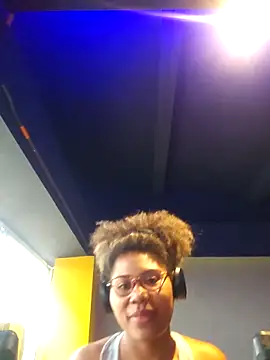 Snapshot of MarySweetieHot chatting on February 23, 2026, 3:56 pm MarySweetieHot online show from February 23, 2026, 3:56 pm