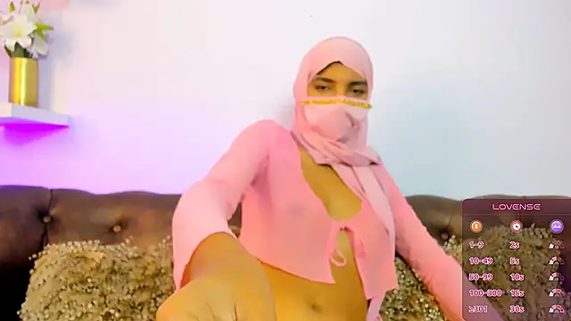 Natashax  online show from April 6, 2026, 7:48 pm