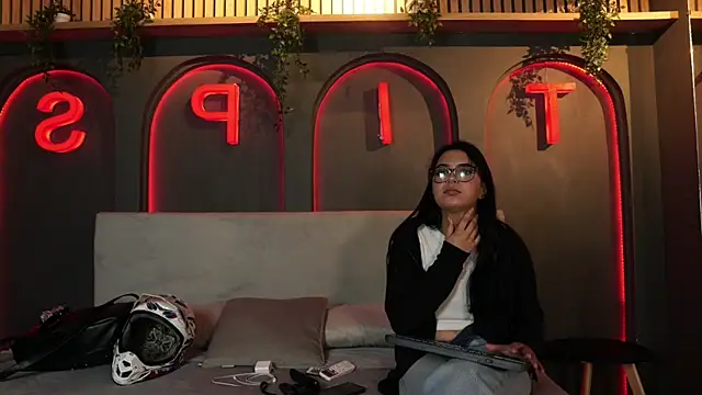 mekari fox online show from June 2, 2026, 11:16 pm