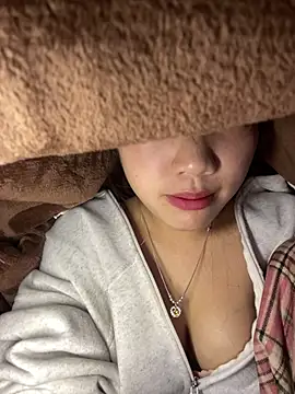 Rio-cute online show from February 26, 2026, 2:22 am