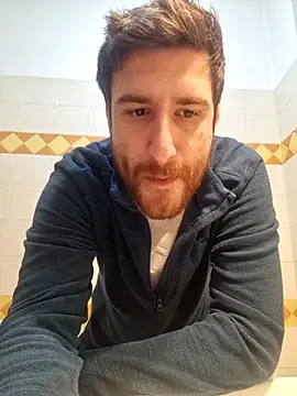 Snapshot of simo1097 chatting on February 23, 2026, 9:15 pm simo1097 online show from February 23, 2026, 9:15 pm