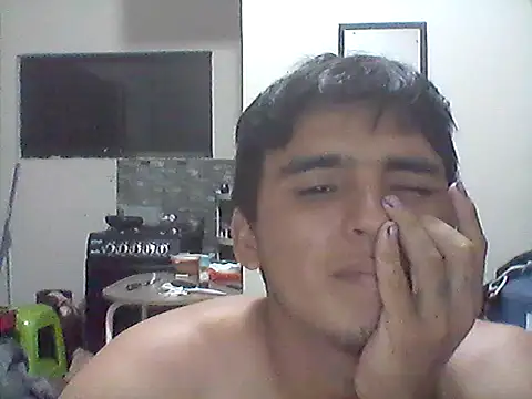 Snapshot of PapiCj031 chatting on February 25, 2026, 12:11 am PapiCj031 online show from February 25, 2026, 12:11 am