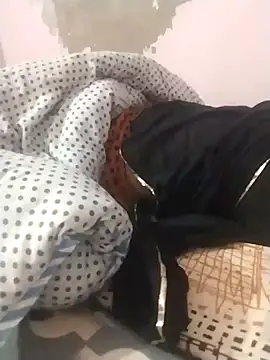 Snapshot of kavitarahul chatting on February 23, 2026, 12:17 pm kavitarahul online show from February 23, 2026, 12:17 pm