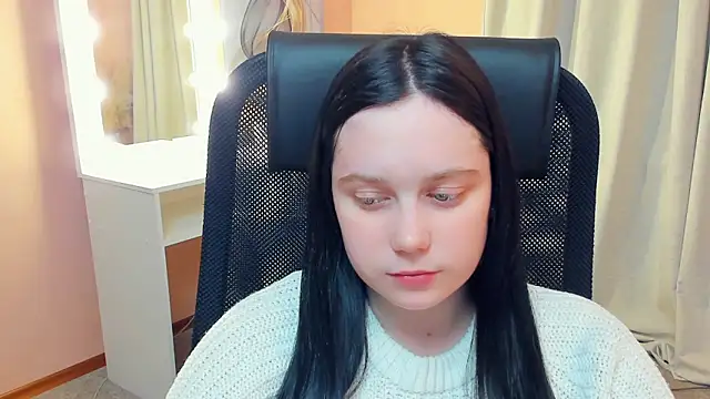 Snapshot of LynnaNull chatting on February 26, 2026, 1:44 pm LynnaNull online show from February 26, 2026, 1:44 pm