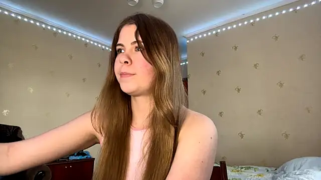 Amy Maev online show from April 1, 2026, 1:41 pm