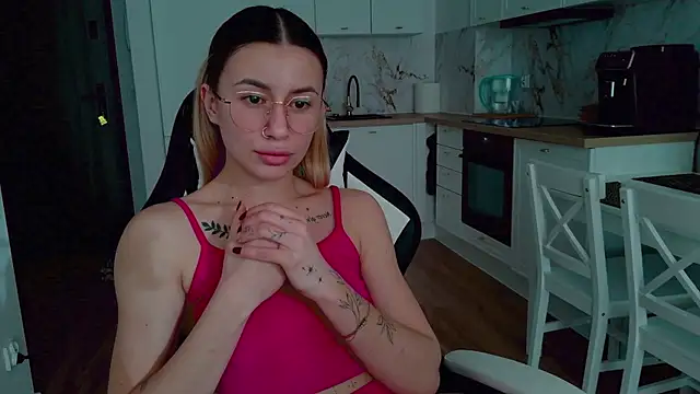 RealLoveX online show from March 18, 2026, 3:03 pm