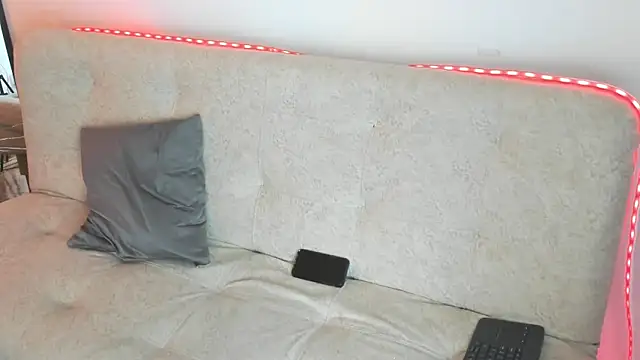 Snapshot of Damon_Kovac chatting on February 26, 2026, 1:33 pm Damon Kovac online show from February 26, 2026, 1:33 pm