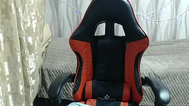 Golden Muse online show from February 25, 2026, 9:36 pm