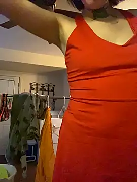 nightmar3doll online show from March 29, 2026, 9:55 am