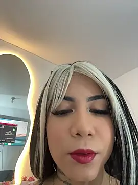 Snapshot of Pamela23x chatting on June 14, 2026, 1:34 pm Pamela23x online show from June 14, 2026, 1:34 pm