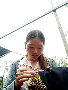 Salyk5 online show from April 17, 2026, 10:29 am