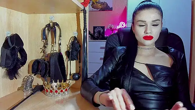 Snapshot of KristiTopxx chatting on January 14, 2026, 9:51 pm KristiTopxx online show from January 14, 2026, 9:51 pm