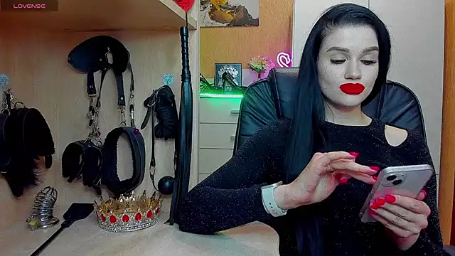 Snapshot of KristiTopxx chatting on April 29, 2026, 5:52 pm KristiTopxx online show from April 29, 2026, 5:52 pm